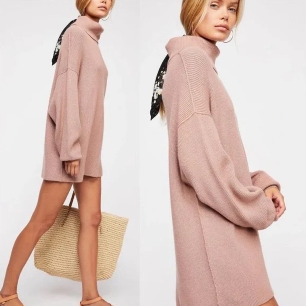 Free People Softly Structured Ribbed Tunic Sweater in Dusty Mauve, Size S